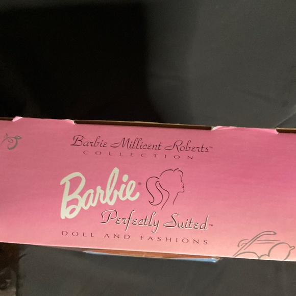 Barbie Perfectly Suited,Limited Edition of Millicent Robert’s Collection 1997 - Picture 10 of 10